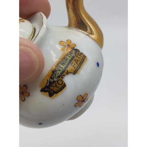 Vintage Japan York County Fair Souvenir Teapots Pennsylvania PA Tea Pot Set Of 2 - Picture 9 of 11